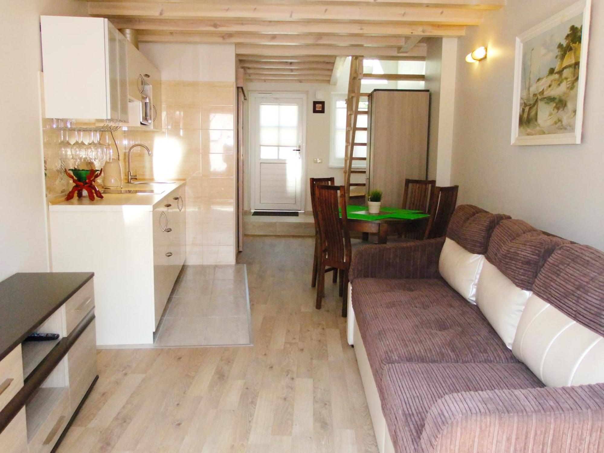 Irinos Apartamentai نيدا المظهر الخارجي الصورة